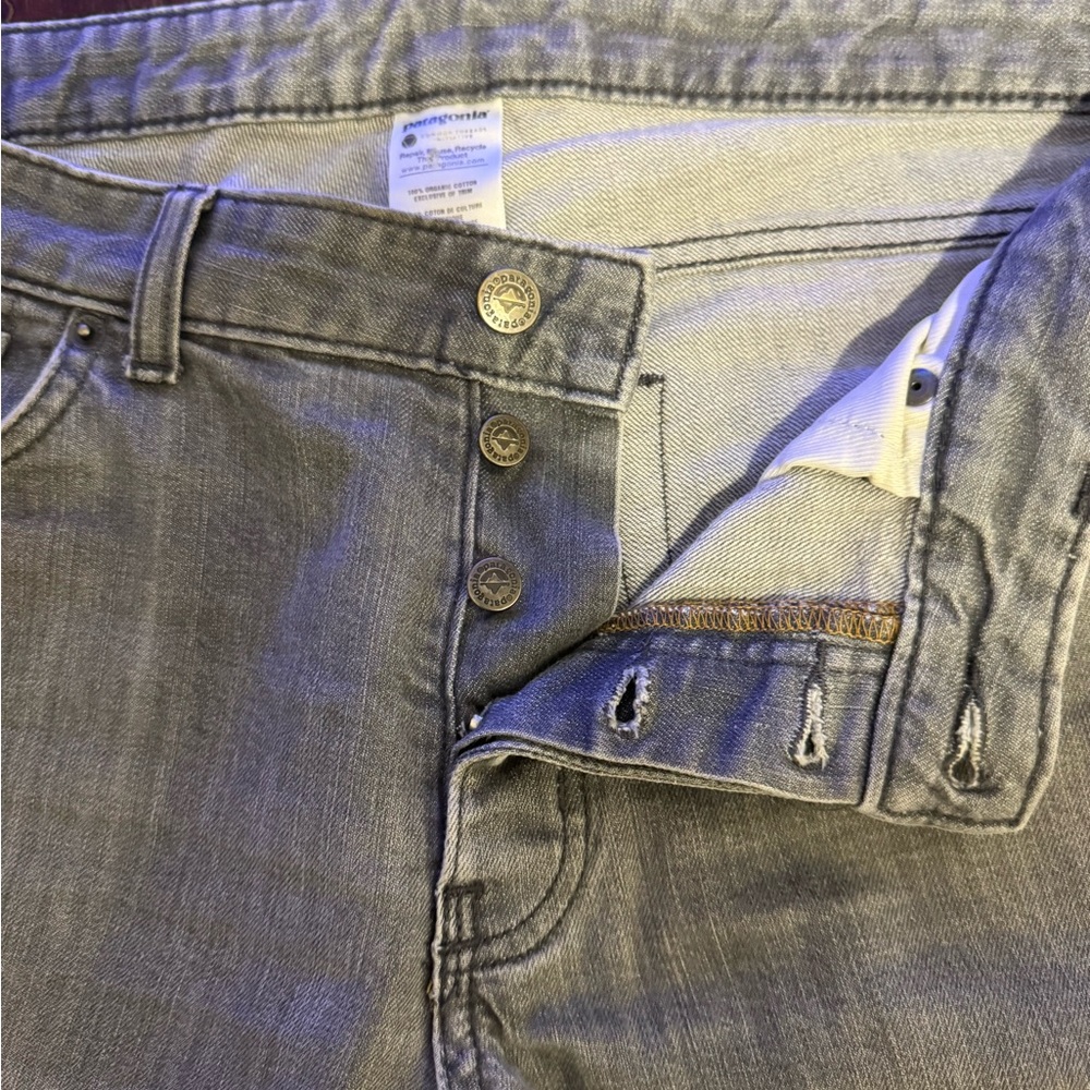 Patagonia Men's Gray Jeans, Sz 34x30 - Picture 8 of 9
